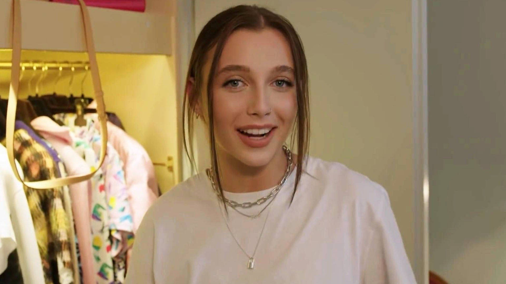 Emma Chamberlain, silver necklace, brightly lit closet, Full HD Desktop Wallpaper