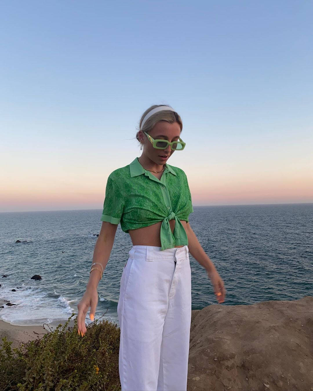 Emma Chamberlain, sunset, cliffside, HD Phone Wallpaper
