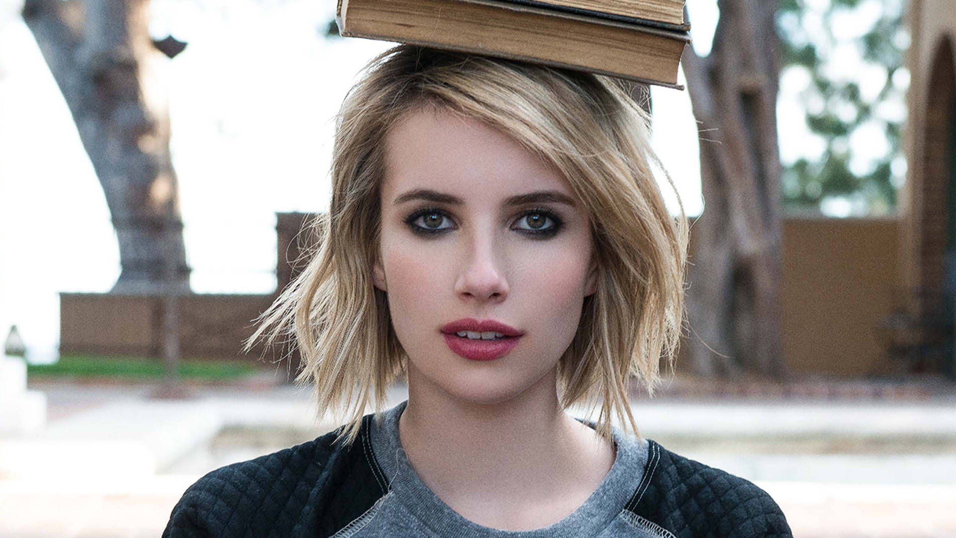 Emma Roberts, blonde hair, thick book, Full HD Desktop Wallpaper