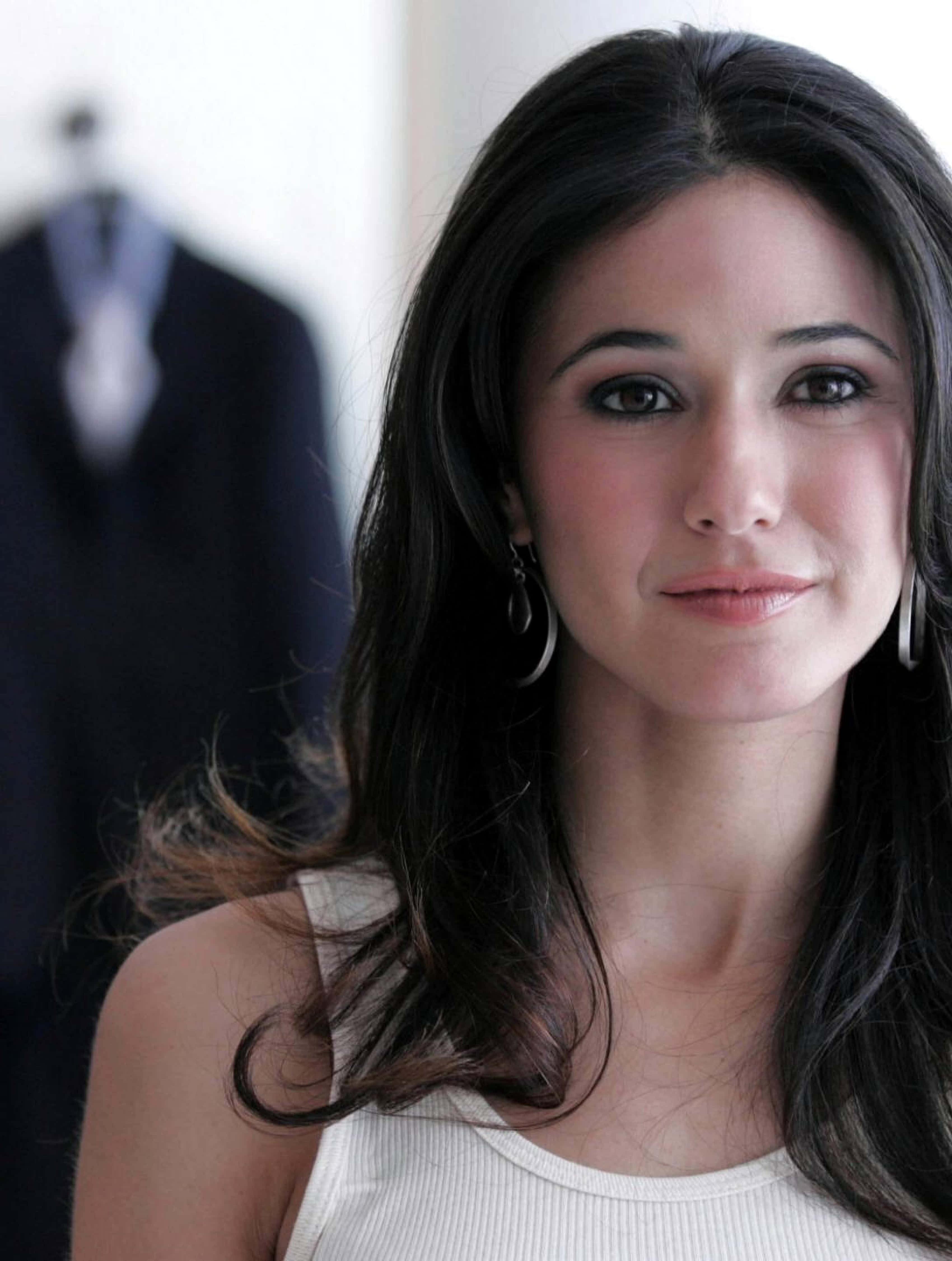 Emmanuelle Chriqui, white tank top, suit jacket, 4K Phone Wallpaper