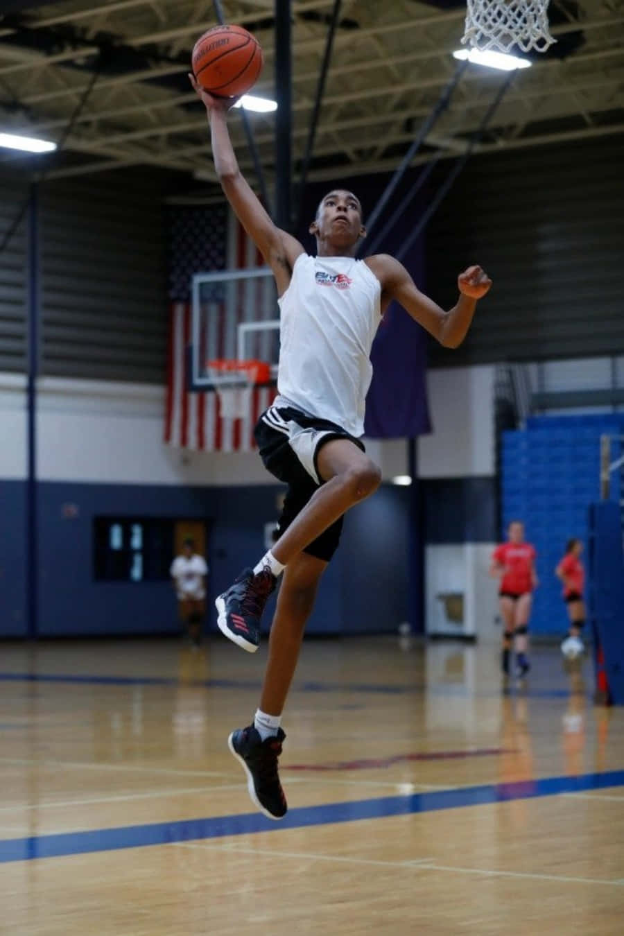 Emoni Bates, basketball, gymnasium, HD Phone Wallpaper