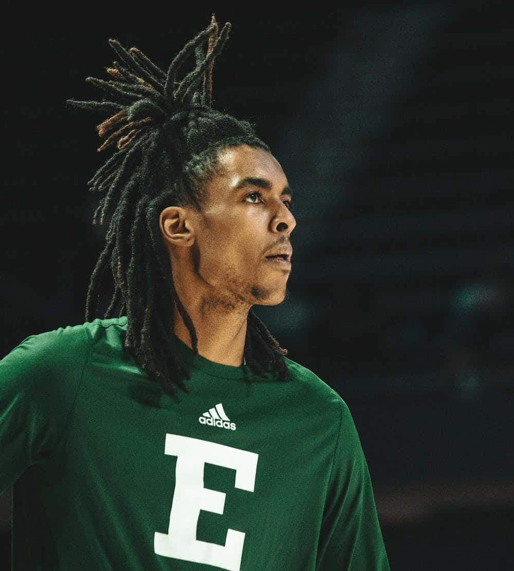 Emoni Bates, green jersey, white 'E' logo, SD Phone Wallpaper