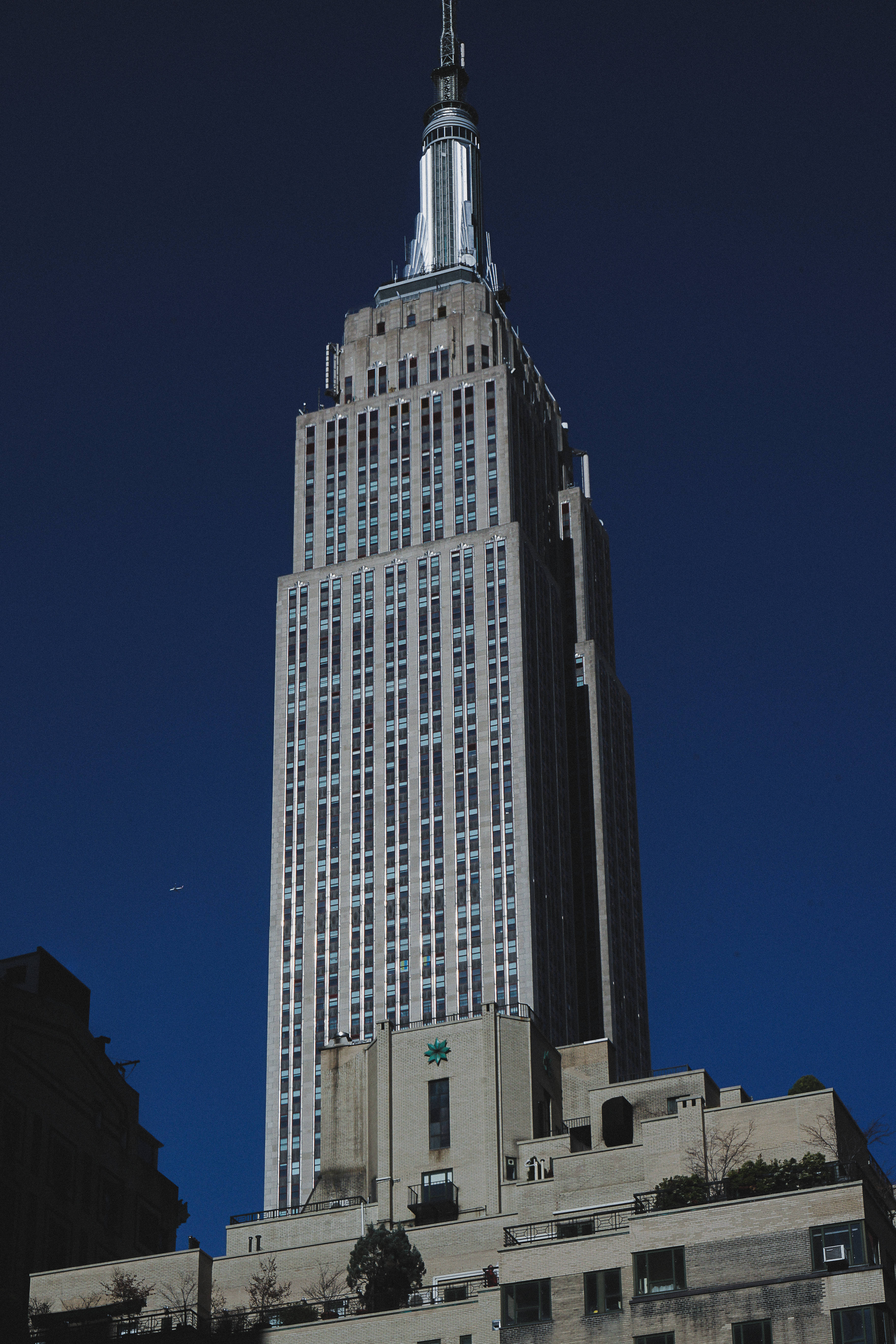 Empire State Building, daytime, blue sky, 5K Phone Wallpaper