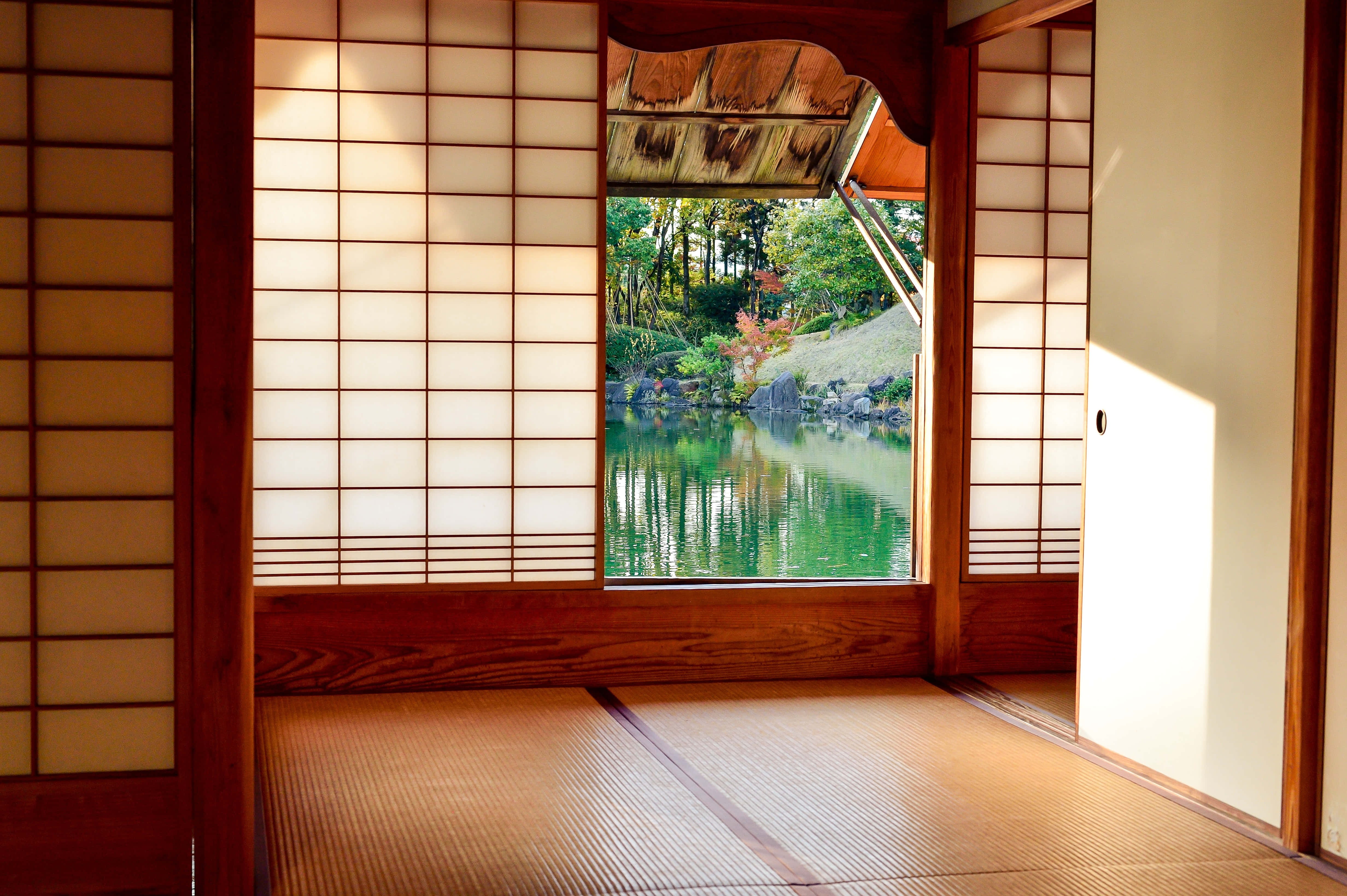 Japanese Empty Room With Pond, tatami mat room, pond, 4K Desktop Wallpaper