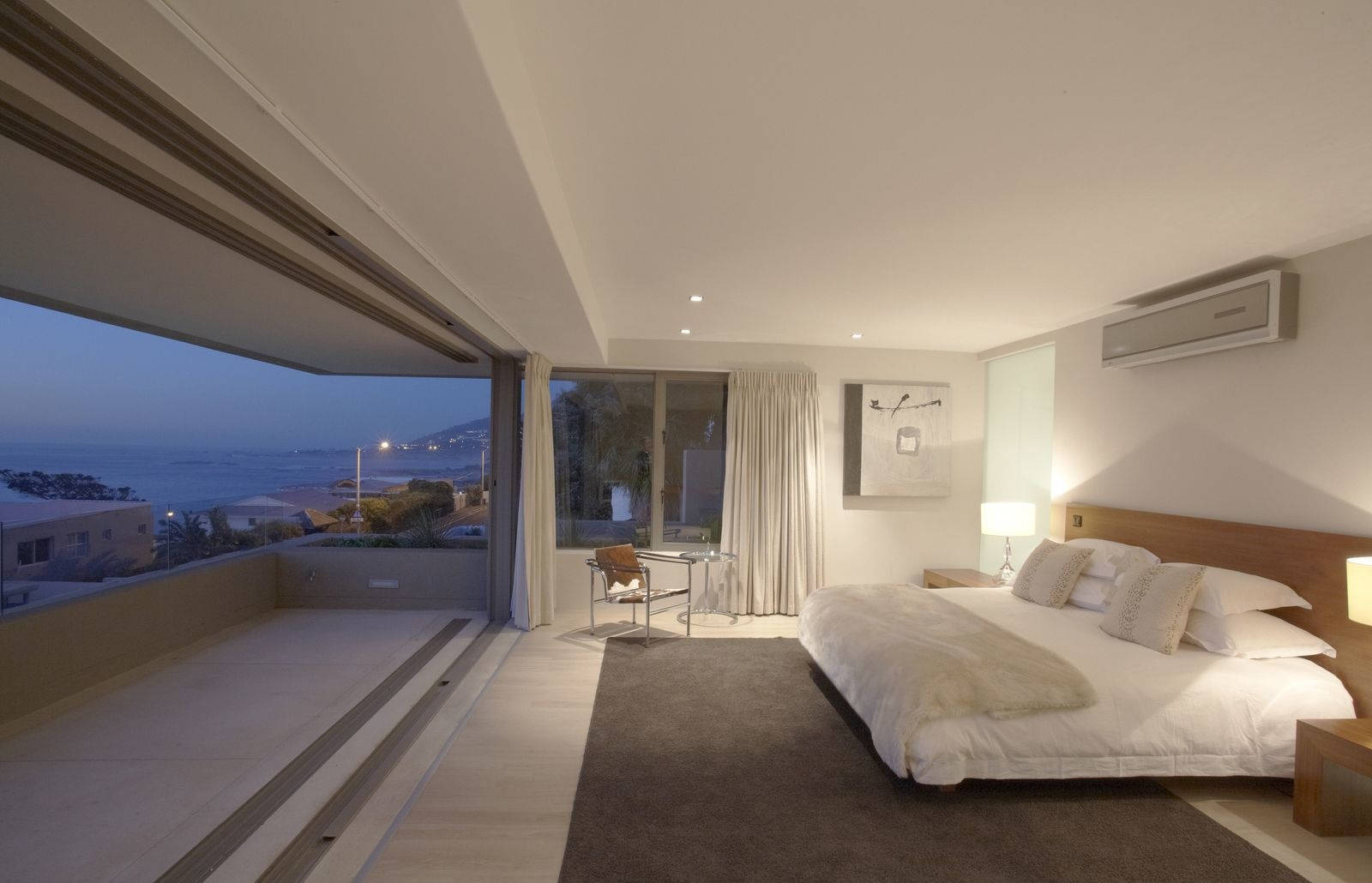 Modern minimalist bedroom, ocean view, twilight, HD Desktop Wallpaper