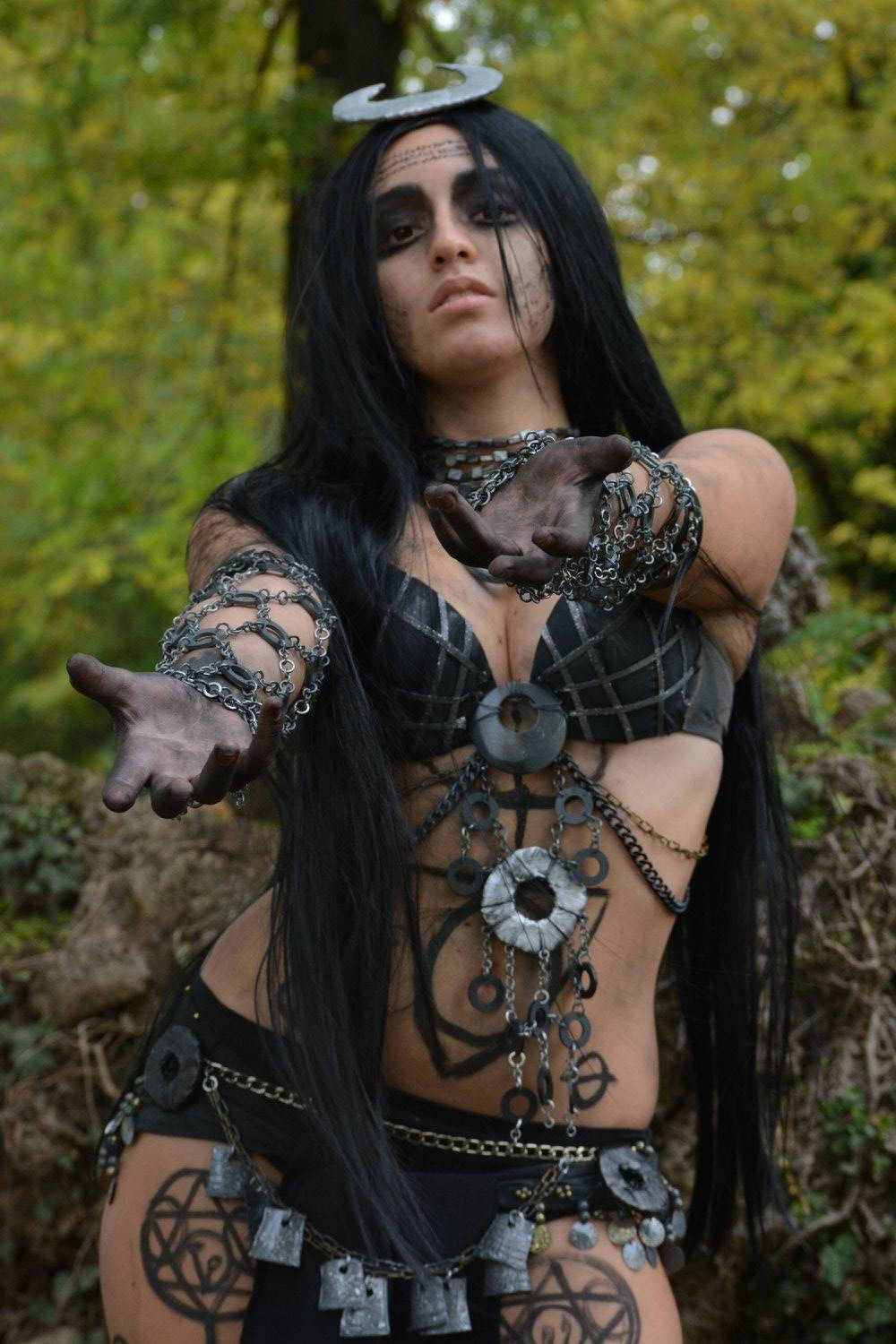 Enchantress, long black hair, chains, HD Phone Wallpaper