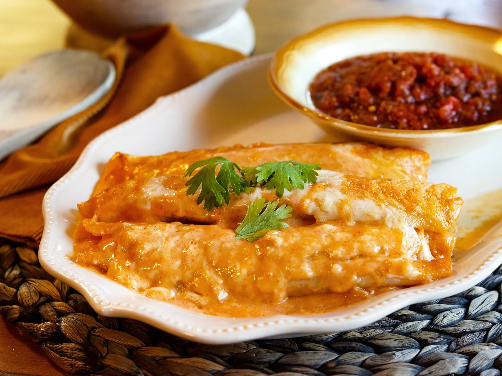 Cheesy Enchiladas Plate, salsa bowl, golden enchiladas, HD Desktop Wallpaper
