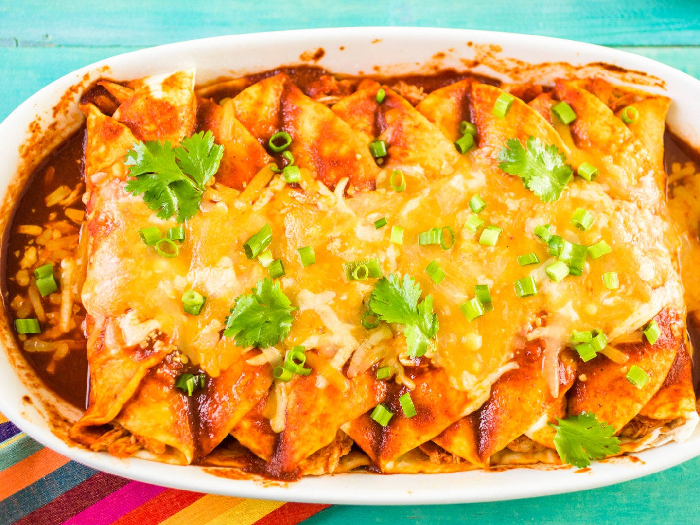 cheesy and savory tray of enchiladas, red sauce, melted cheese, HD Desktop Wallpaper