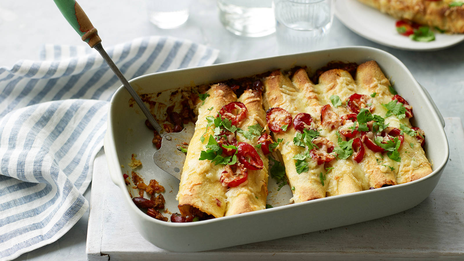enchiladas, white baking dish, melted cheese, HD Desktop Wallpaper