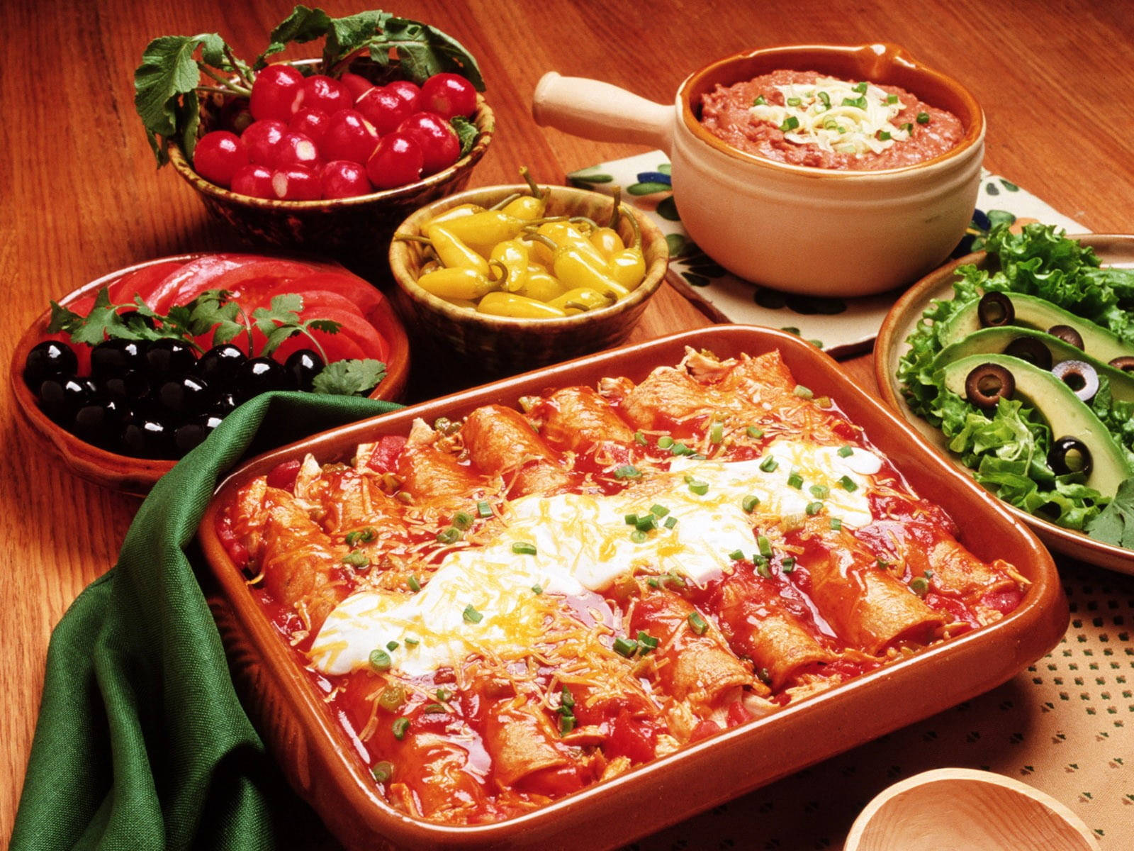 enchiladas, red sauce, cherry tomatoes, HD Desktop Wallpaper