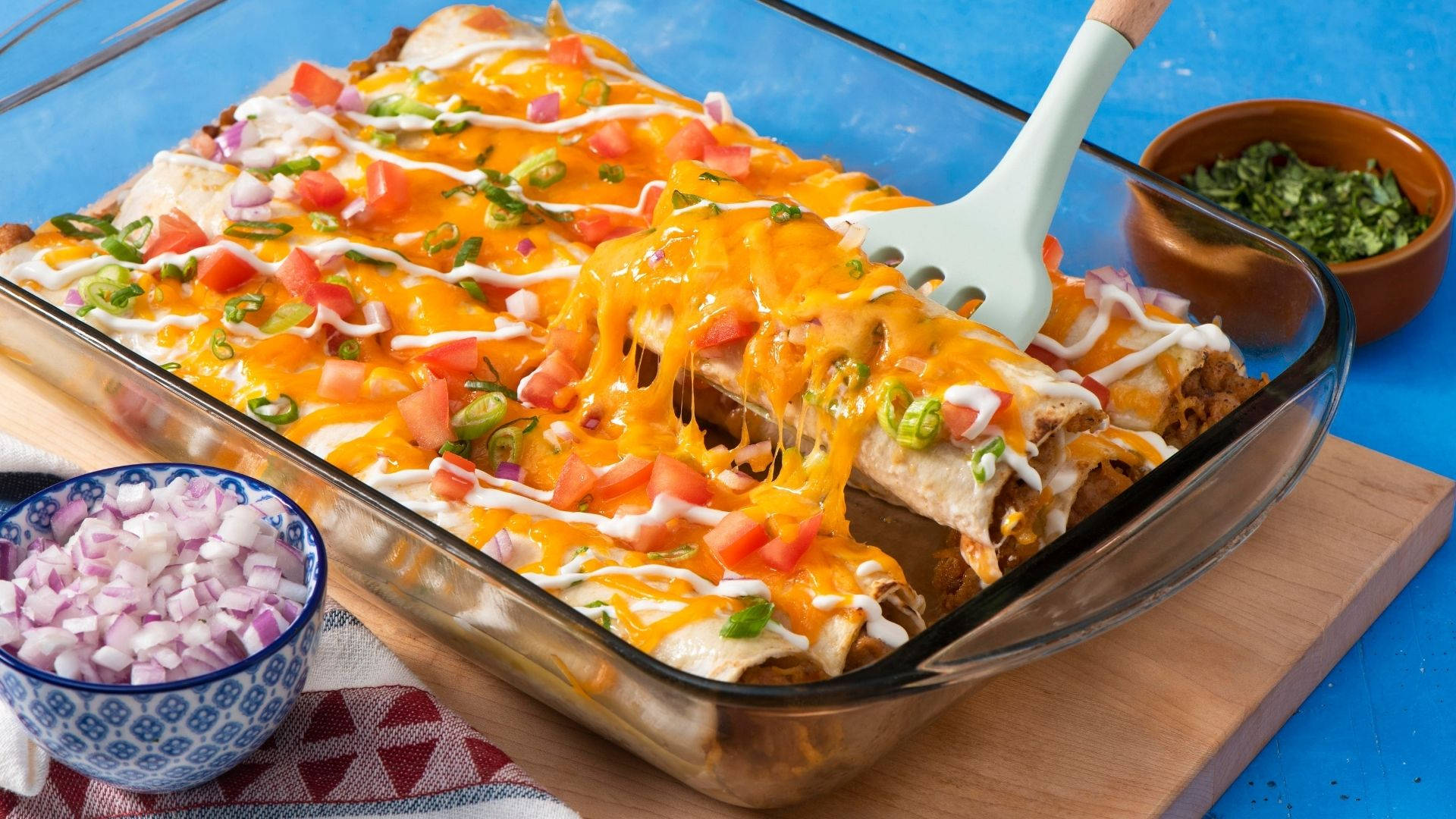 cheesy enchiladas, diced tomatoes, green chilies, Full HD Desktop Wallpaper