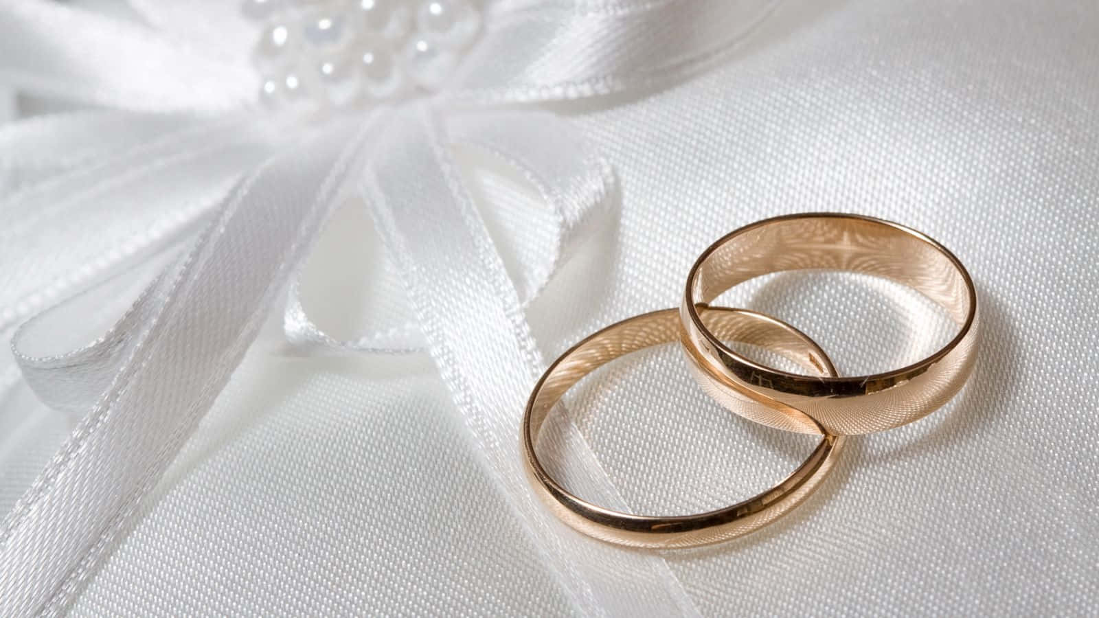 light gold, engagement couple rings, white satin ribbon, HD Desktop Wallpaper