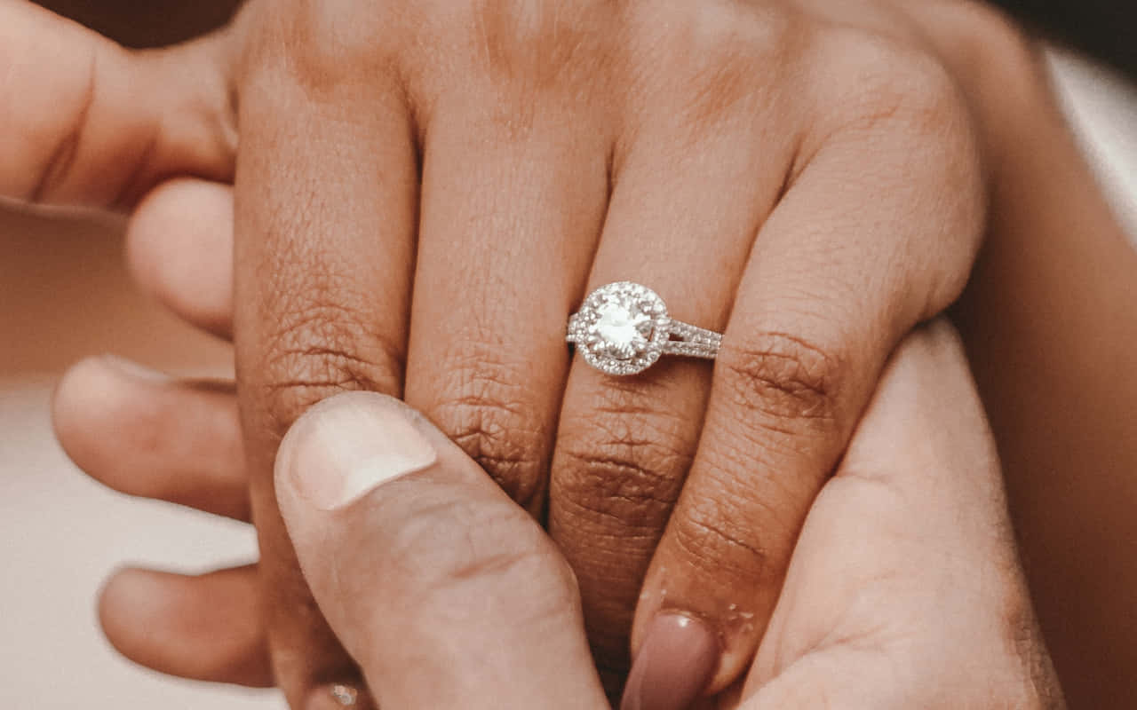 engagement ring, diamond, ring finger, HD Desktop Wallpaper