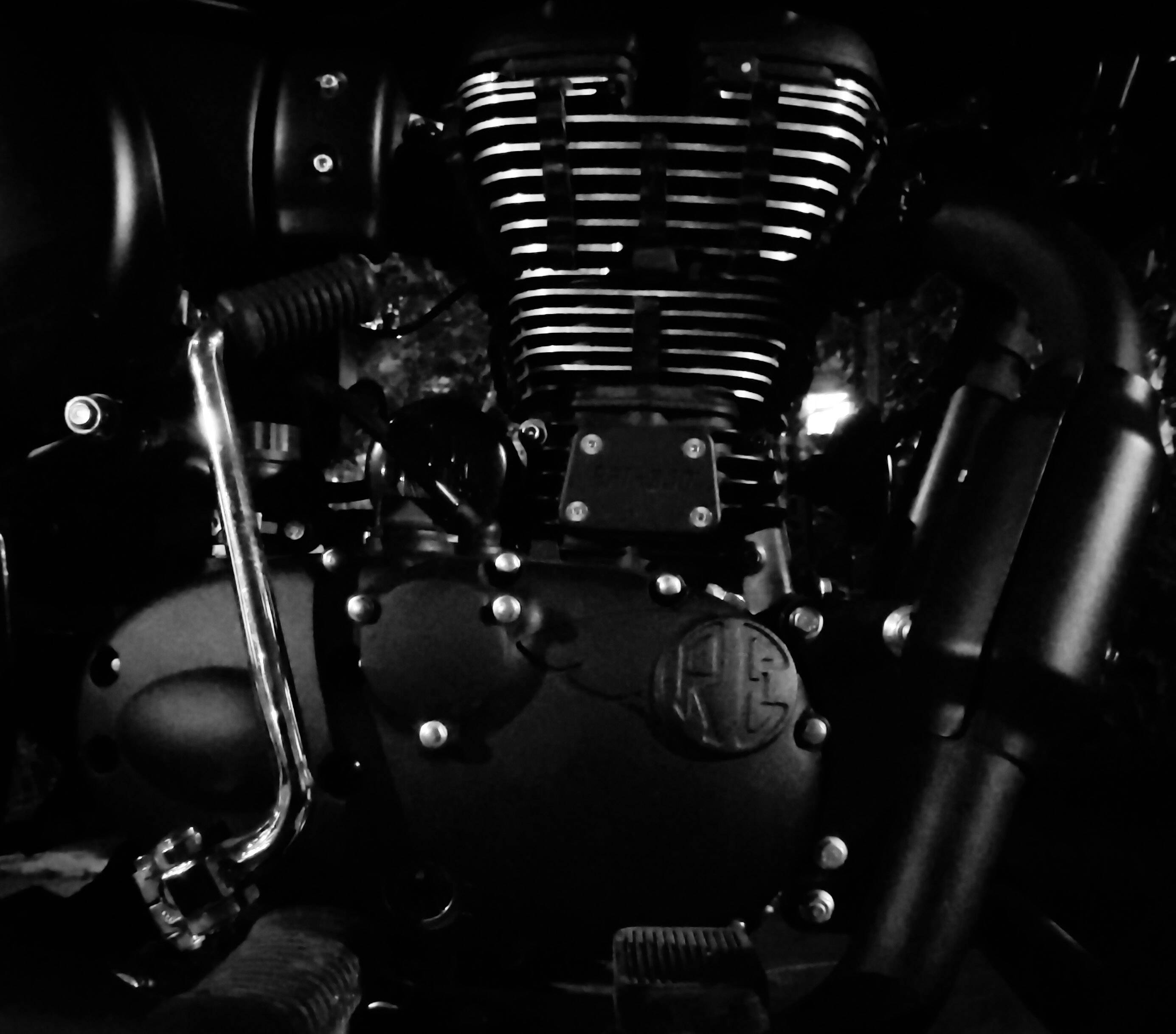motorcycle engine, black and white, gleaming chrome accents, 2K Desktop Wallpaper