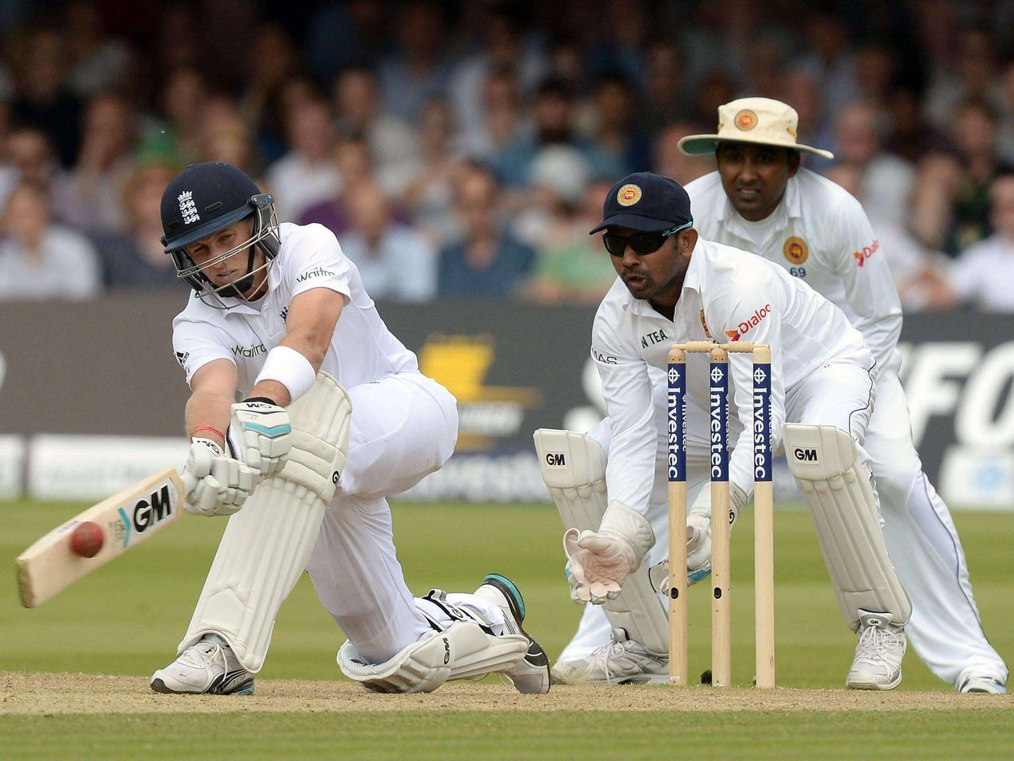 England Cricket Team, batsman, white gear, Full HD Desktop Wallpaper