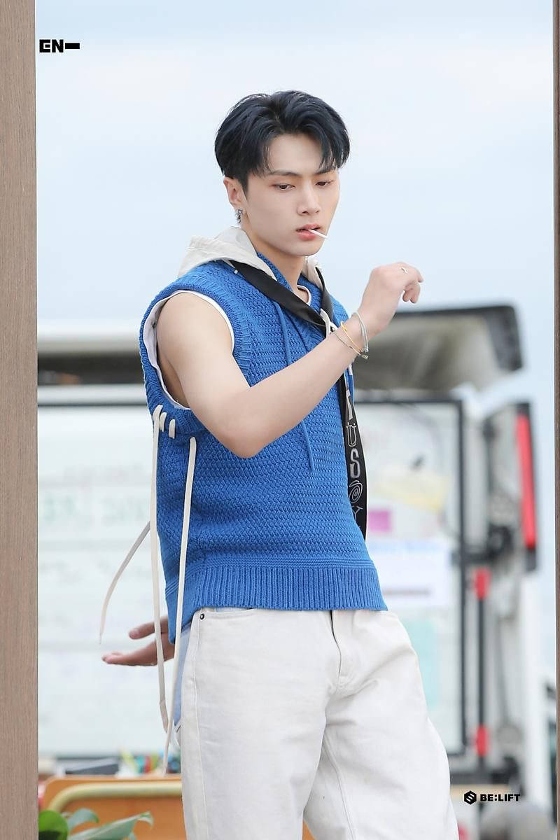 Lollipop, Enhypen Jay, blue knit vest, SD Phone Wallpaper
