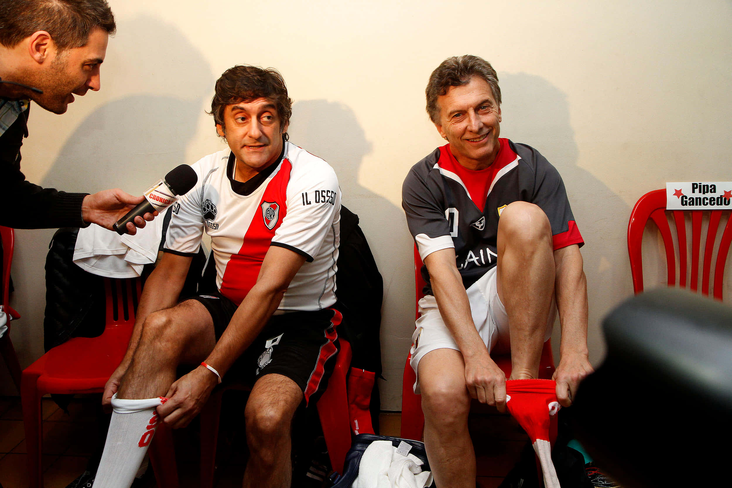Enzo Francescoli, red and white soccer jerseys, red plastic chairs, Full HD Desktop Wallpaper
