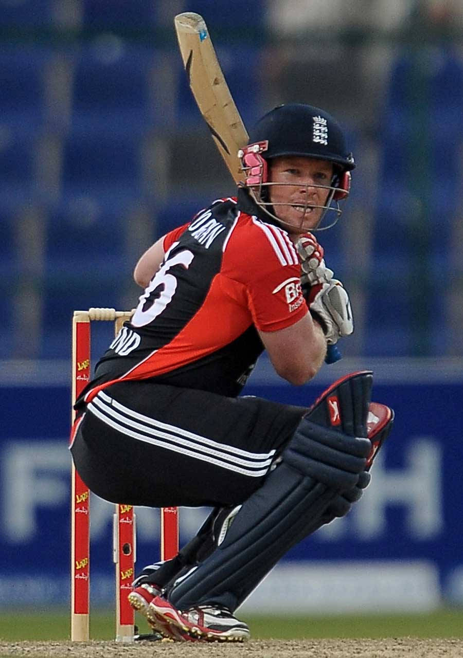 Eoin Morgan, cricket batsman, red and black uniform, HD Phone Wallpaper