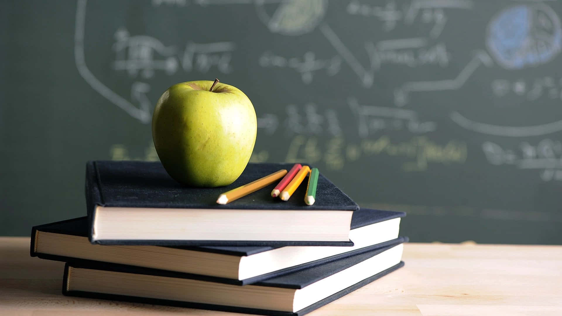 green apple, dark books, colored pencils, Full HD Desktop Wallpaper