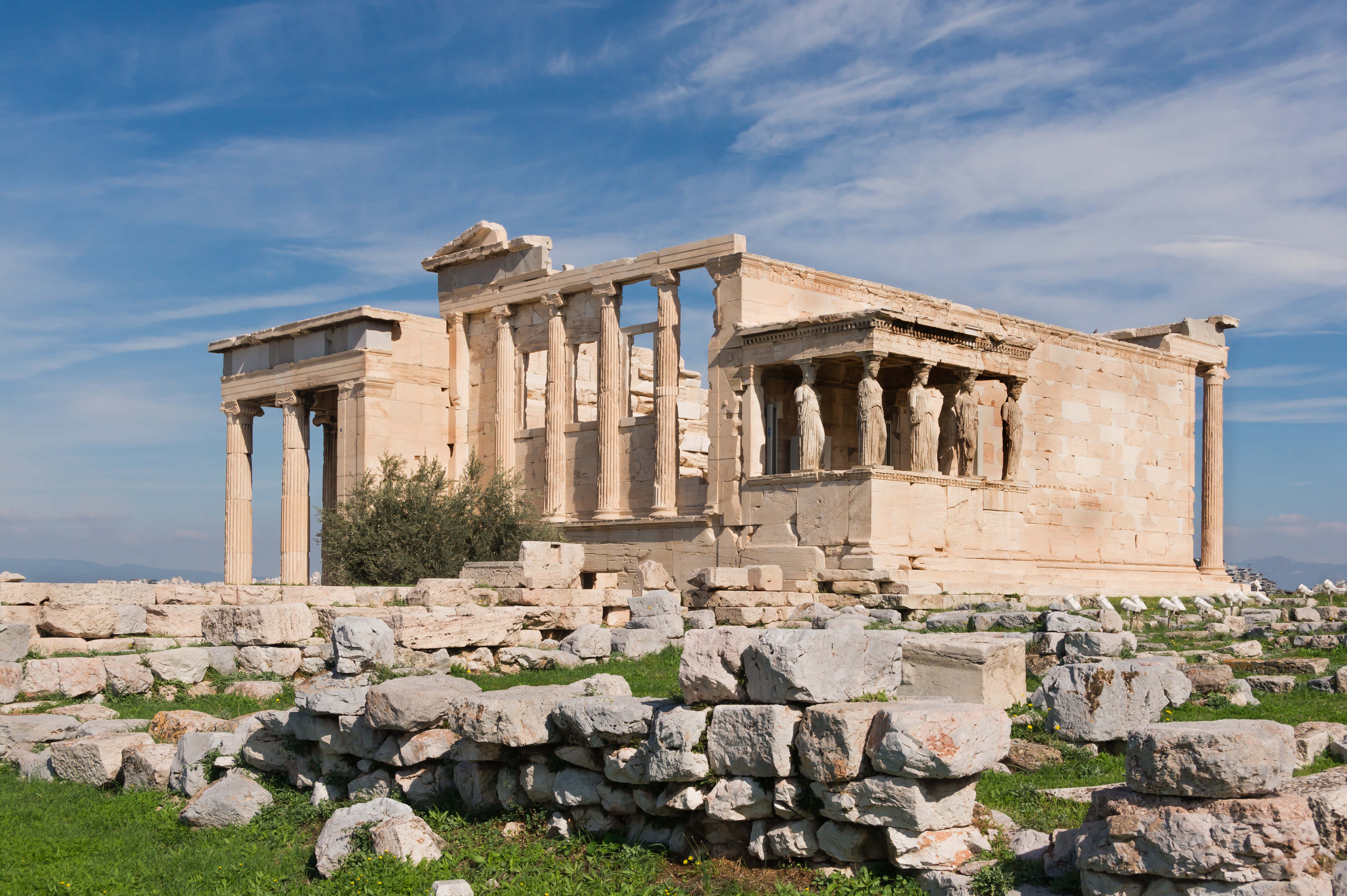 Erechtheion, ancient stone temple ruins, standing columns, 4K Desktop Wallpaper