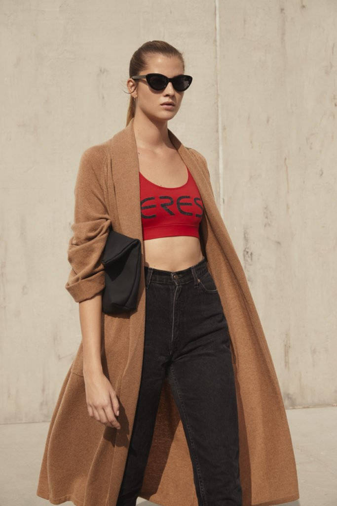 Eres, cashmere overcoat, tan coat, SD Phone Wallpaper