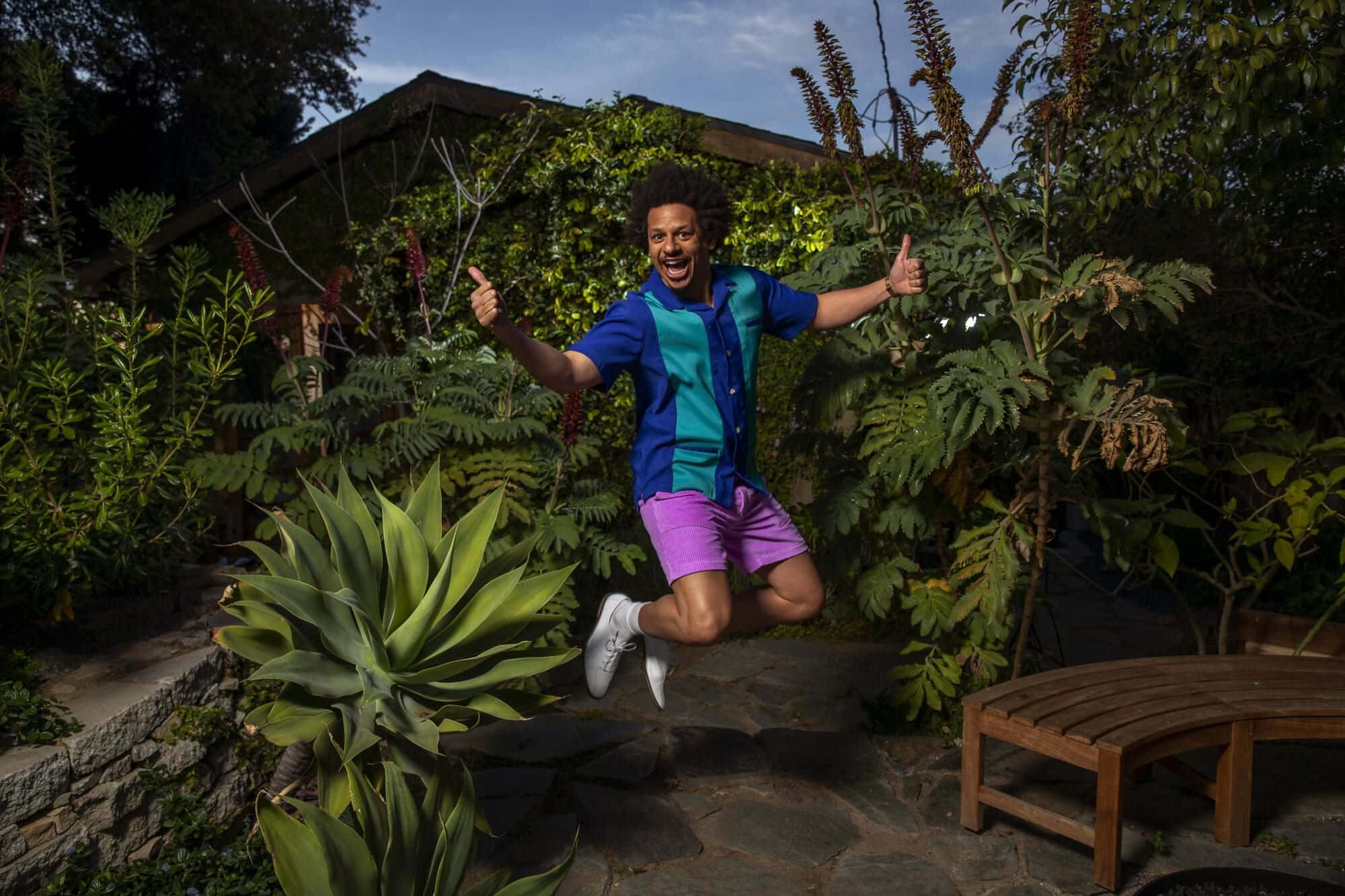 Eric Andre, blue and teal shirt, purple shorts, Full HD Desktop Wallpaper