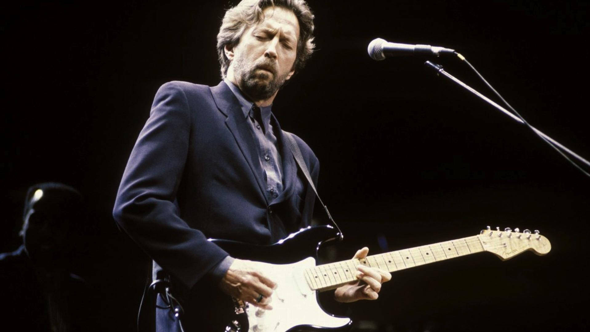 Eric Clapton, white electric guitar, dark suit, HD Desktop Wallpaper
