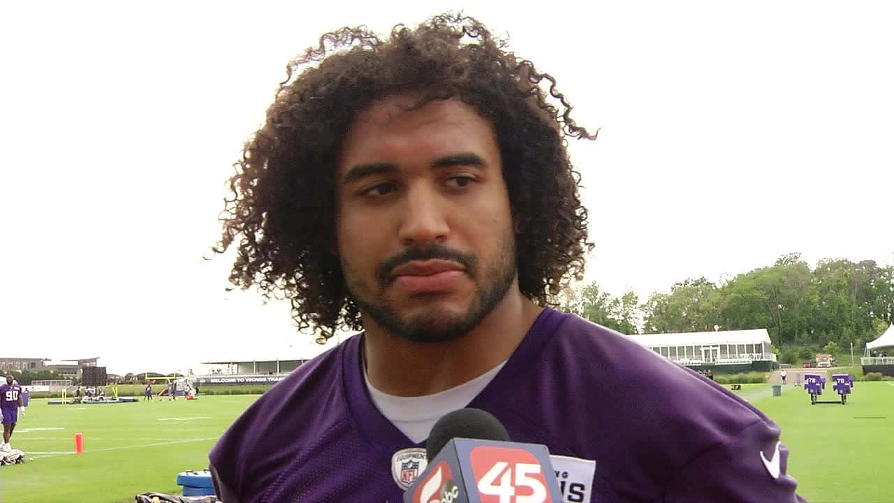 Eric Kendricks, NFL Linebacker, purple jersey, HD Desktop Wallpaper