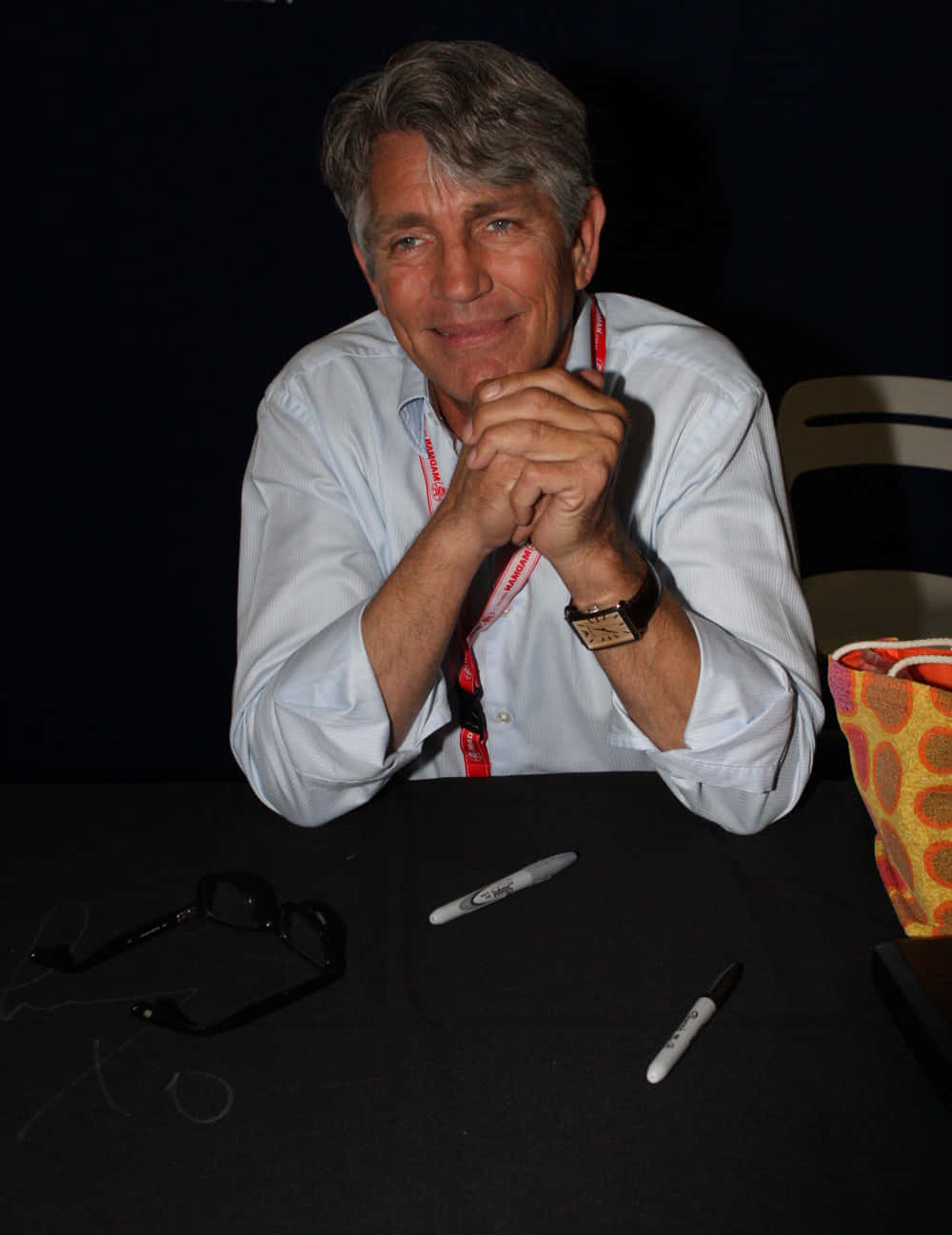 Eric Roberts, light blue shirt, red lanyard, HD Phone Wallpaper