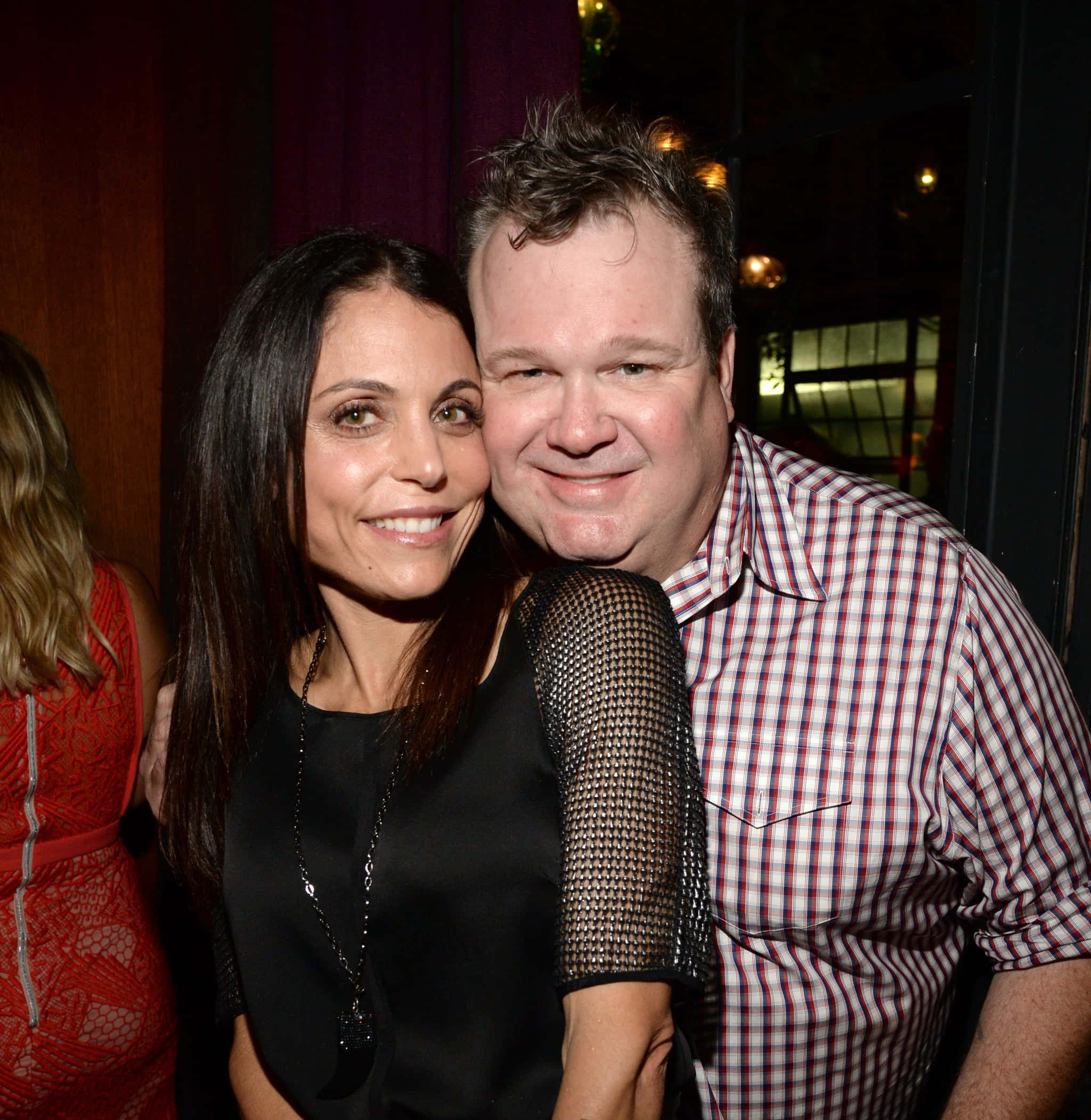 Eric Stonestreet, smiling, indoor event, Full HD Phone Wallpaper