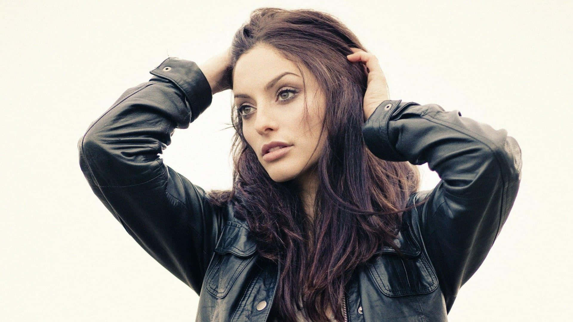 Erica Cerra, black leather jacket, long dark hair, Full HD Desktop Wallpaper