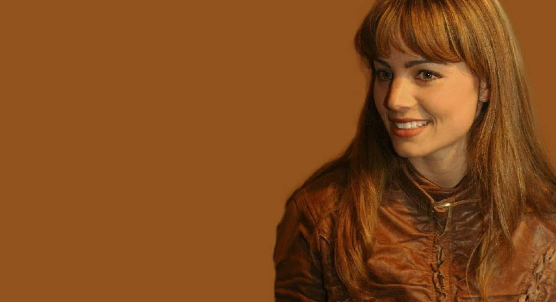 Erica Durance, brown leather jacket, long brown hair, Full HD Desktop Wallpaper