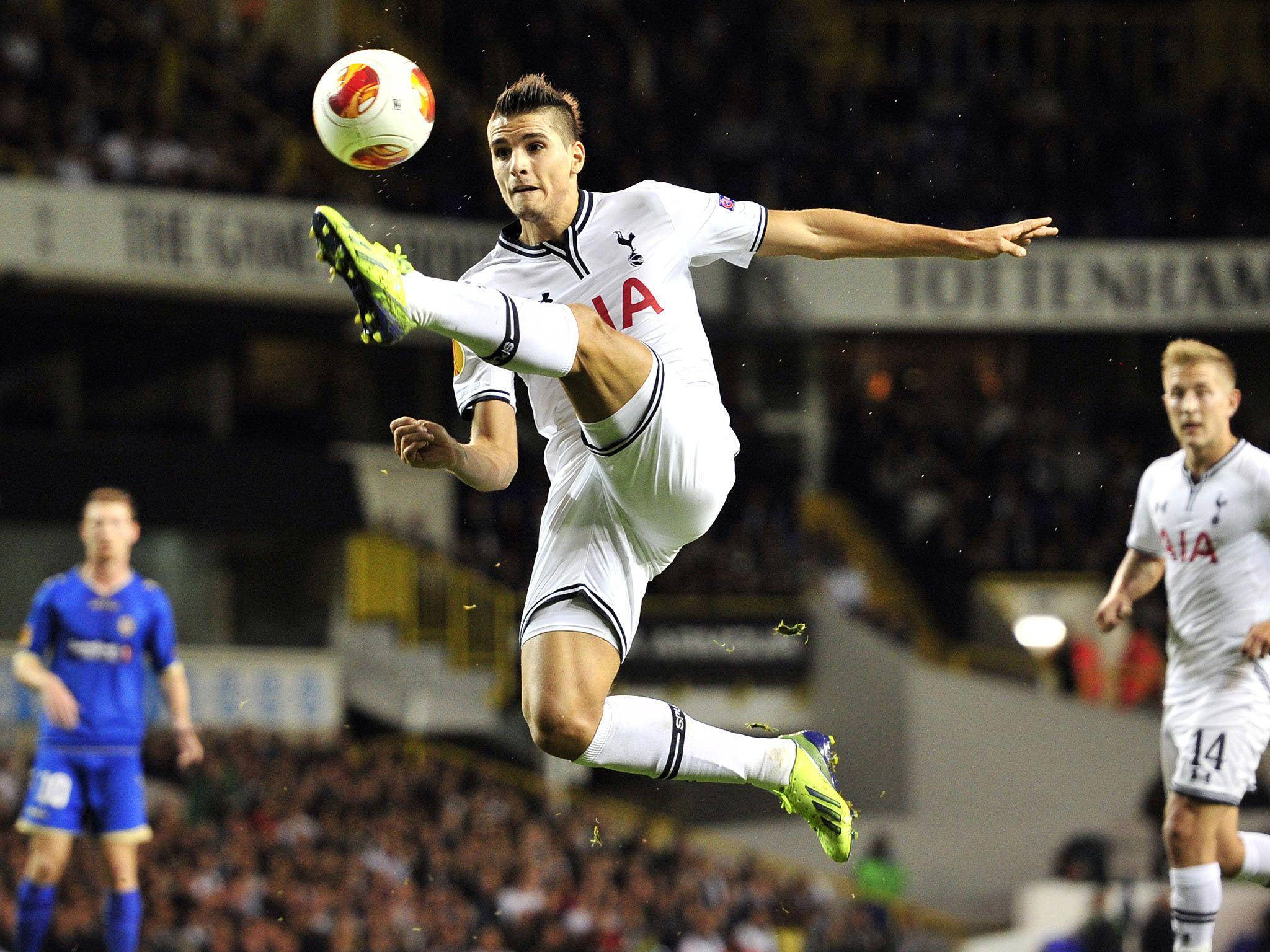 Erik Lamela, mid-air kicking posture, soccer player, Full HD Desktop Wallpaper