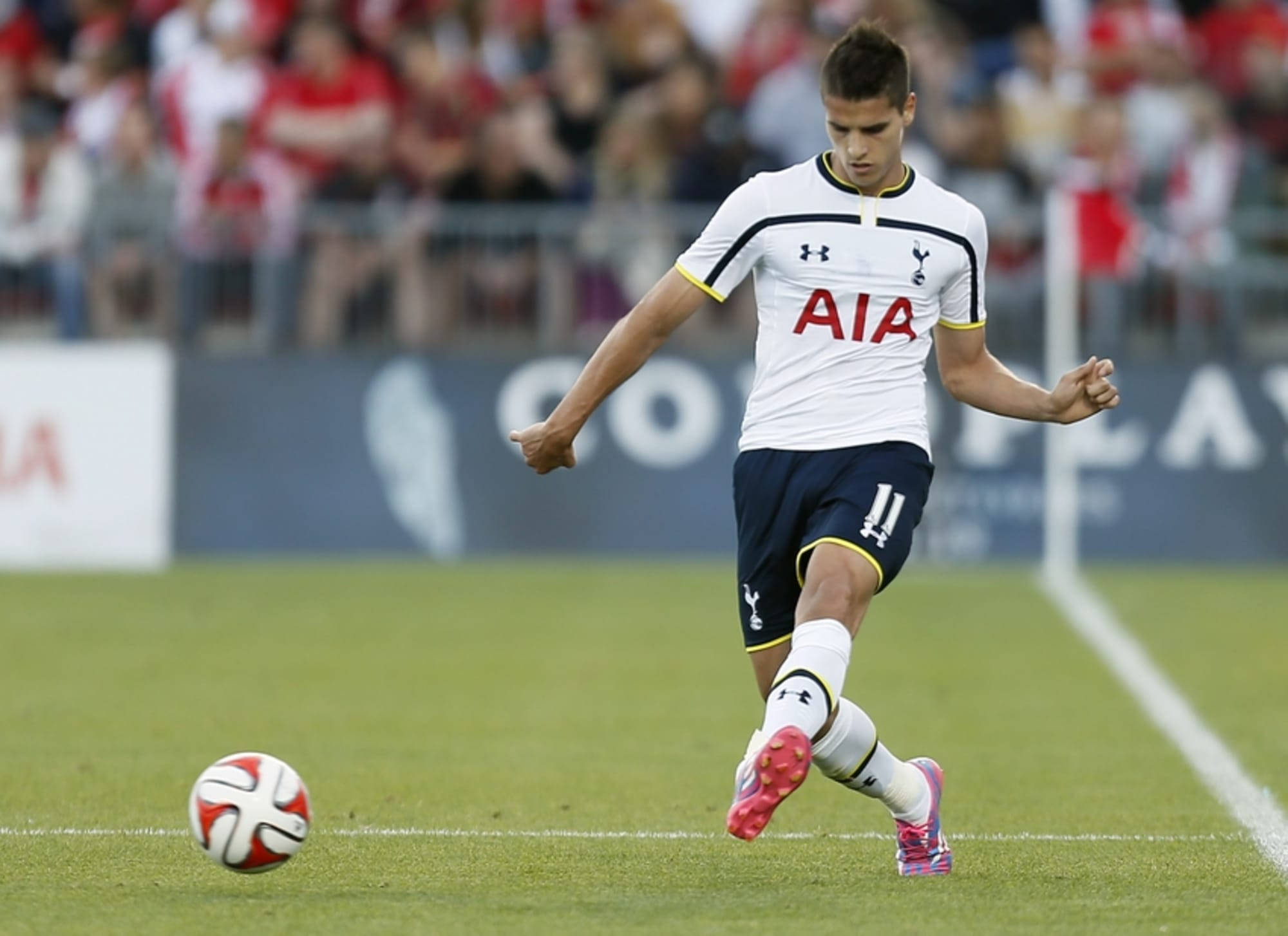 Erik Lamela, white Tottenham kit, red and white ball, Full HD Desktop Wallpaper