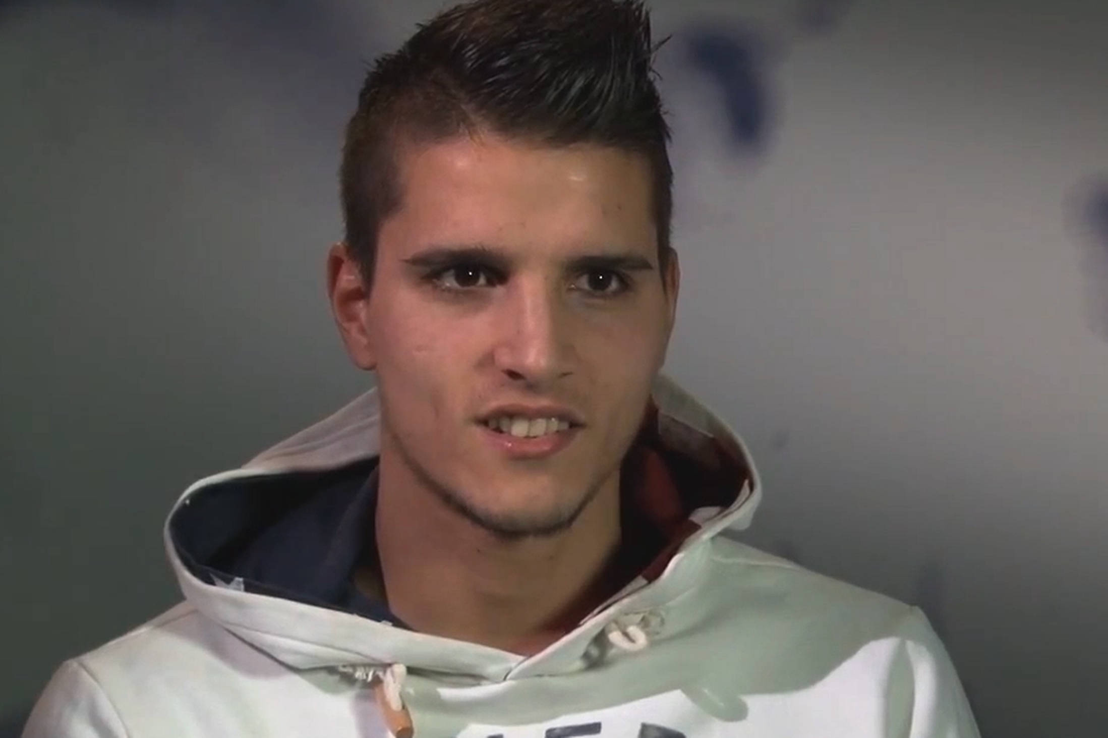 Erik Lamela, styled dark hair, white hoodie, Full HD Desktop Wallpaper