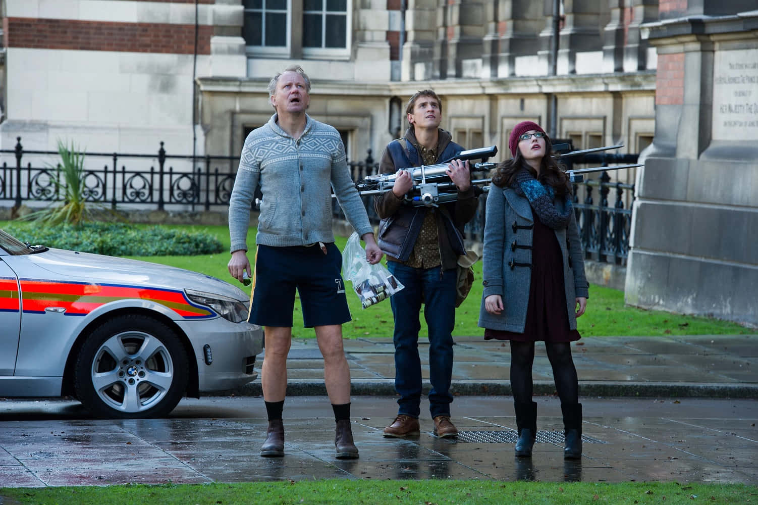 Erik Selvig, police car, wet pavement, HD Desktop Wallpaper