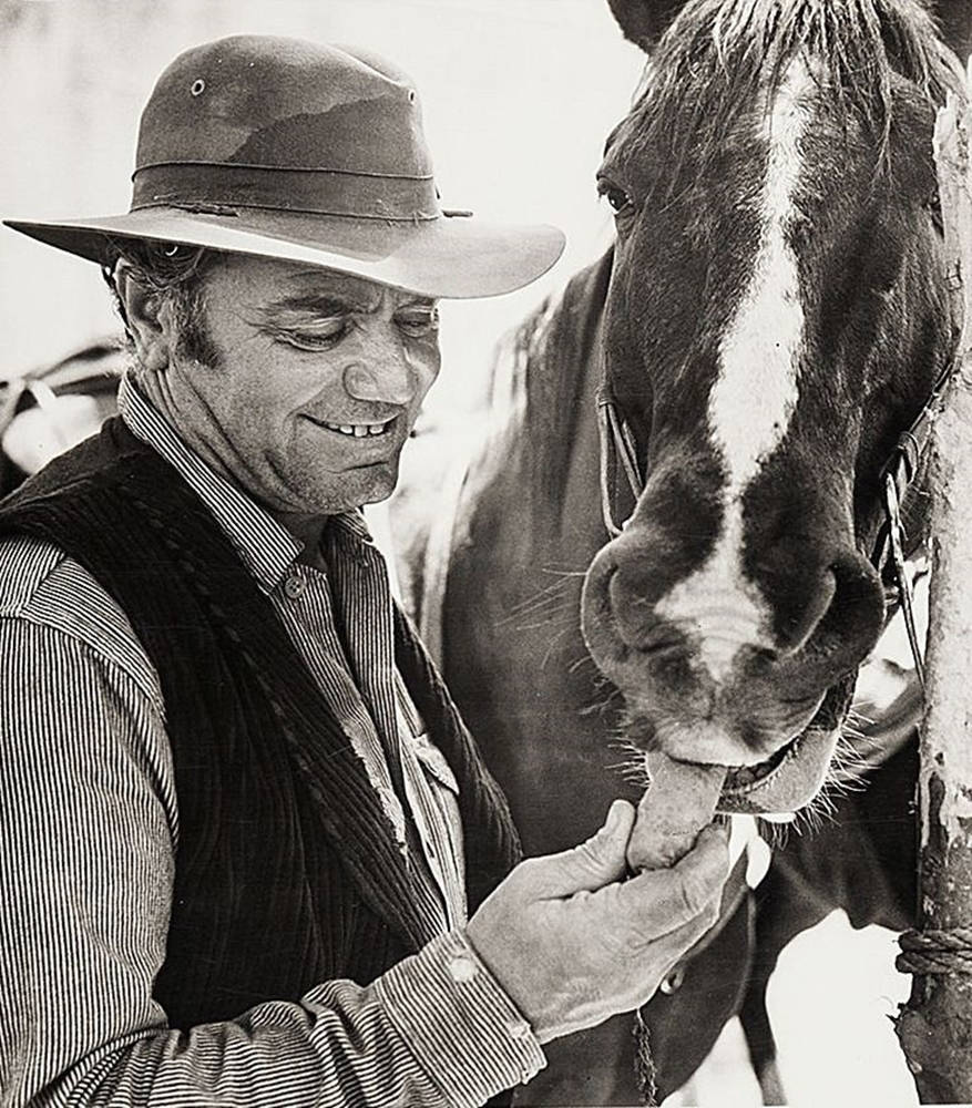 Ernest Borgnine, cowboy, wide-brimmed hat, SD Phone Wallpaper