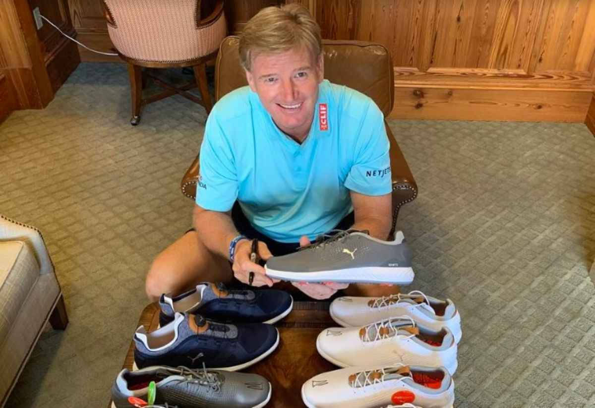 Ernie Els, golf shoes, blue shirt, SD Desktop Wallpaper