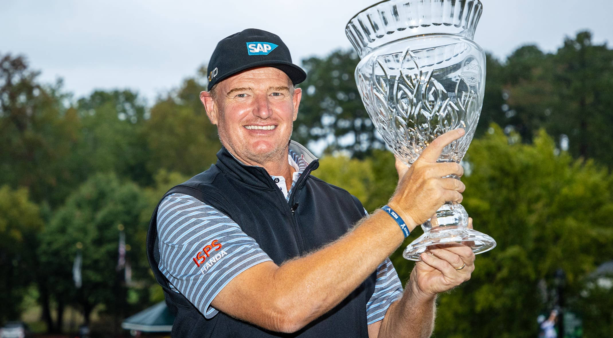 Ernie Els, glass trophy, crystal trophy, Full HD Desktop Wallpaper