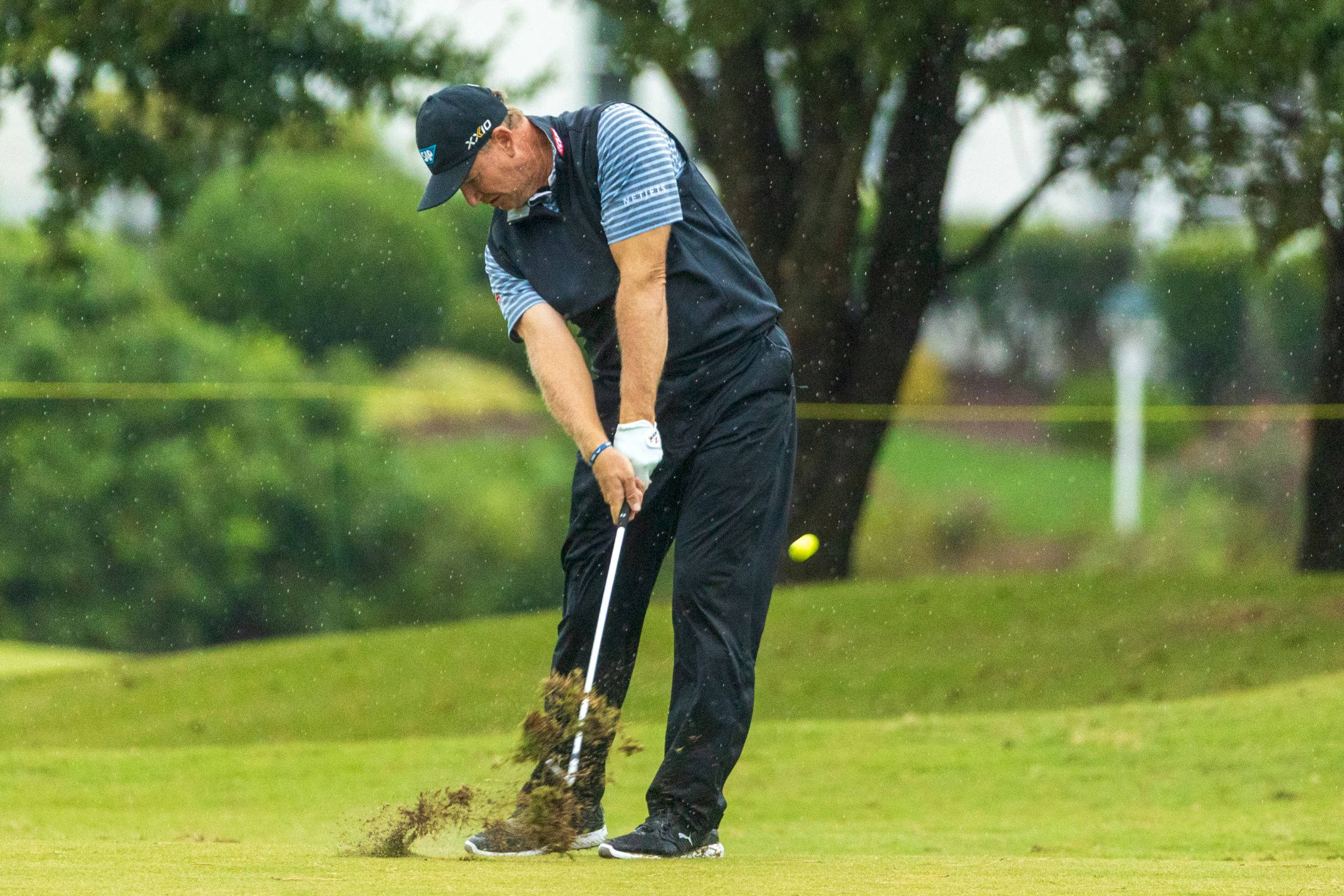 Ernie Els, golf swing, yellow ball, Full HD Desktop Wallpaper
