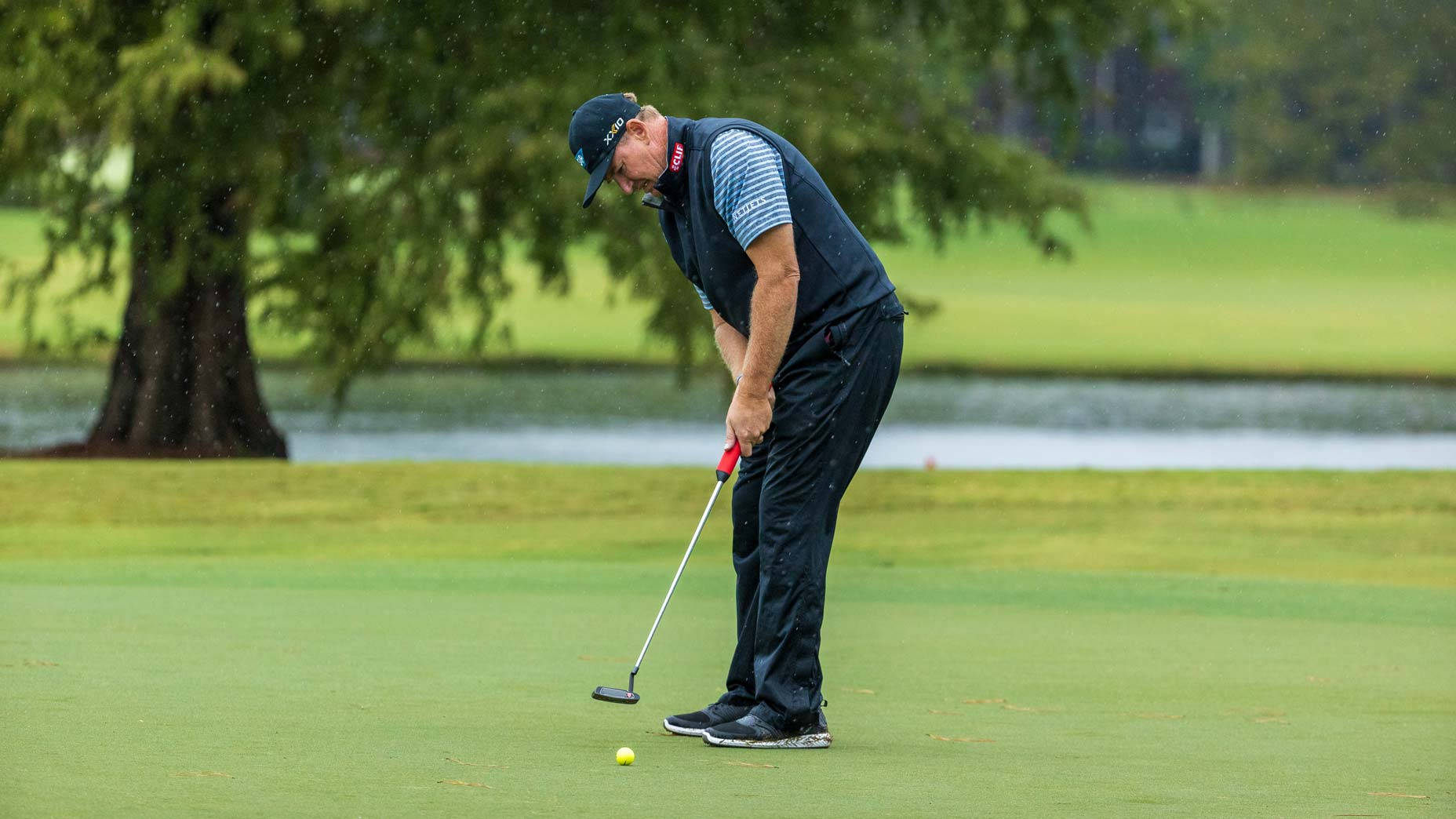 Ernie Els, golf course, blue vest, HD Desktop Wallpaper