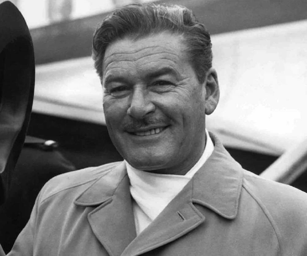 Errol Flynn, trench coat, vintage car, SD Desktop Wallpaper