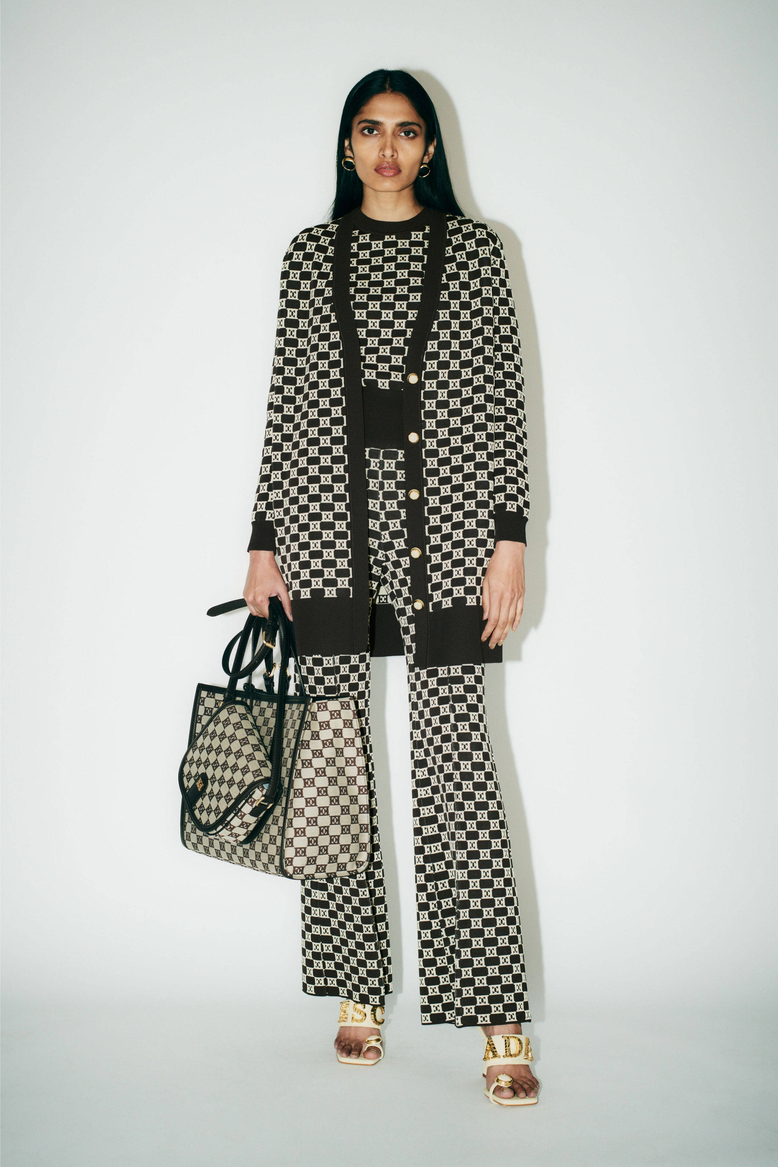 Escada, one design, monochrome patterned suit, 4K Phone Wallpaper