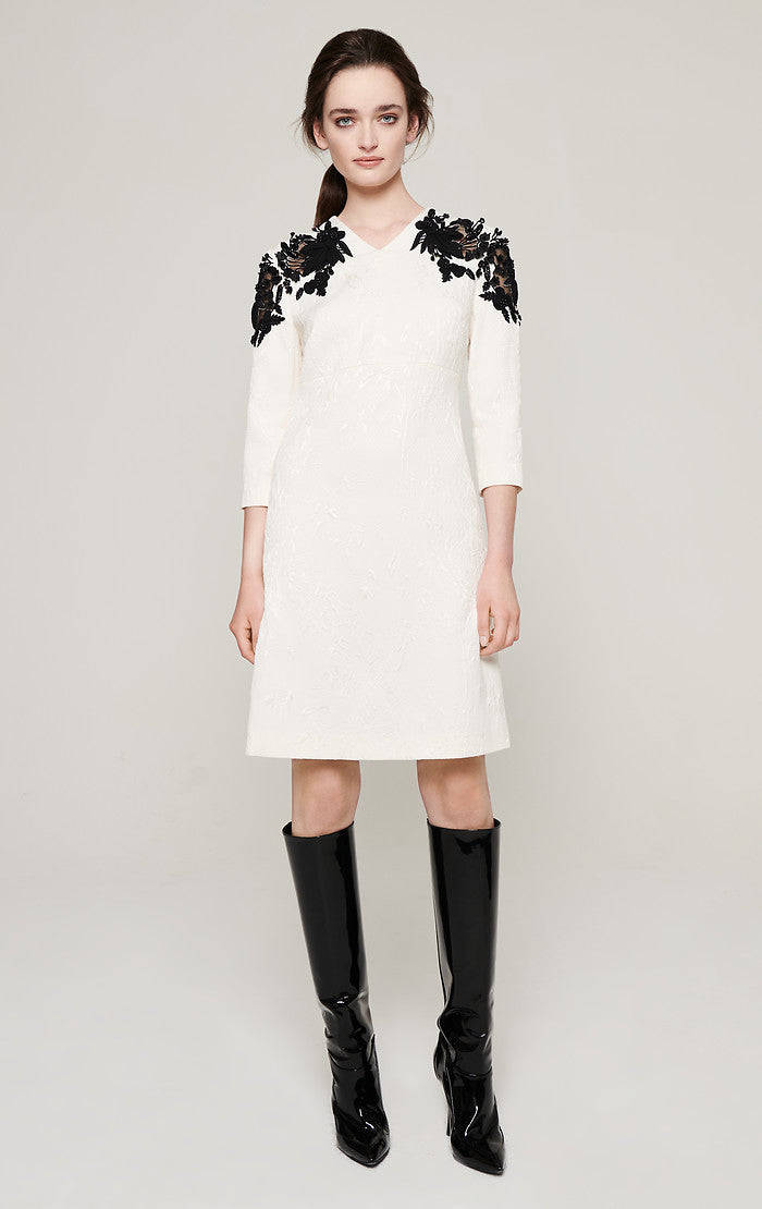 Escada, embroidered jacquard dress, black floral shoulder embellishments, SD Phone Wallpaper