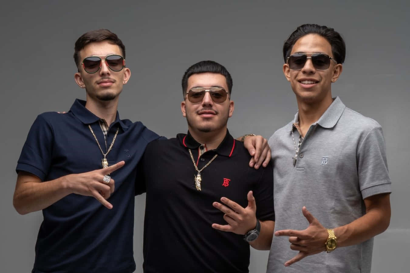 Eslabon Armado, live on stage, three stylish men, HD Desktop Wallpaper