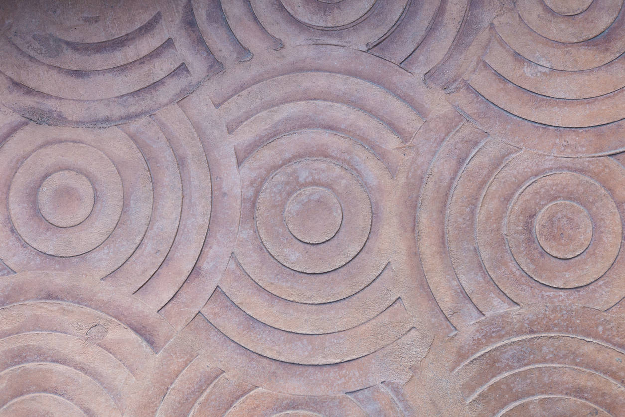 Esoteric, overlapping circles, textured terracotta tiles, SD Desktop Wallpaper