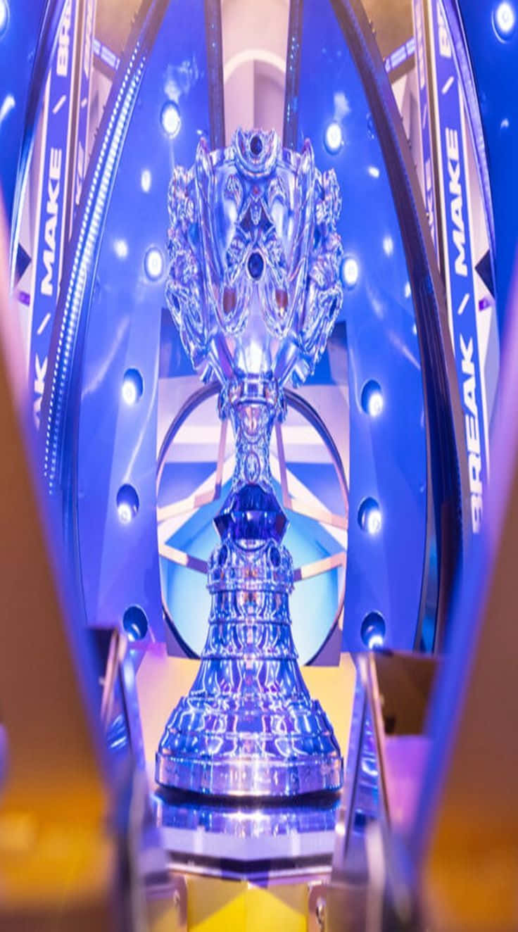 esports, gleaming blue crystal trophy, intricate designs, HD Phone Wallpaper