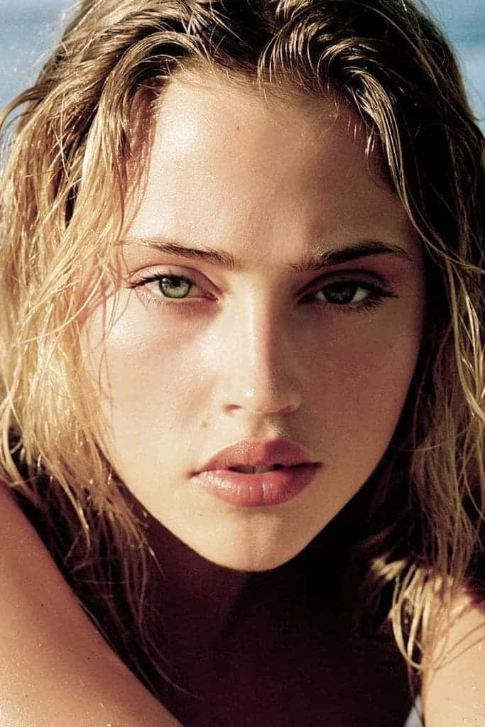 Estella Warren, red dress, wet blonde hair, SD Phone Wallpaper