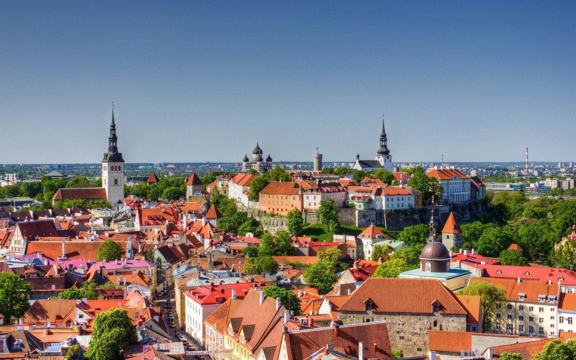 Estonia, old city, red tiled roofs, Full HD Desktop Wallpaper