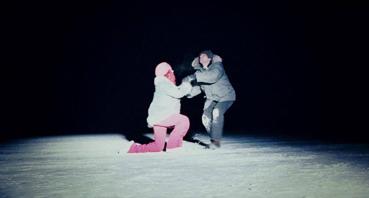 Eternal Sunshine of the Spotless Mind, laughing scene, pink pants, HD Desktop Wallpaper